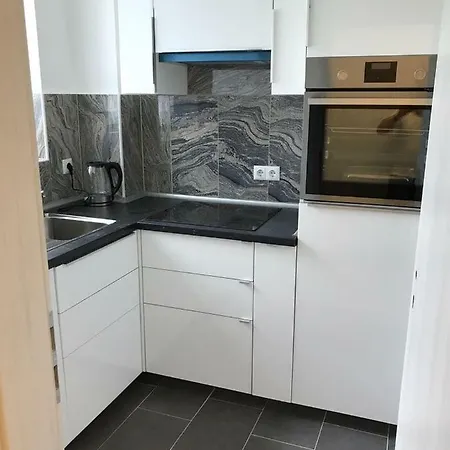 Werftstrasse 9A *