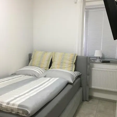 Werftstrasse 9a Hotel apartamentowy *